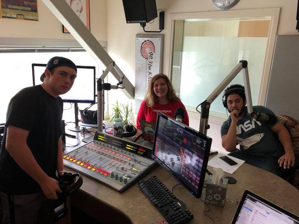 38914206_10160846517705438_2569991770024706048_n